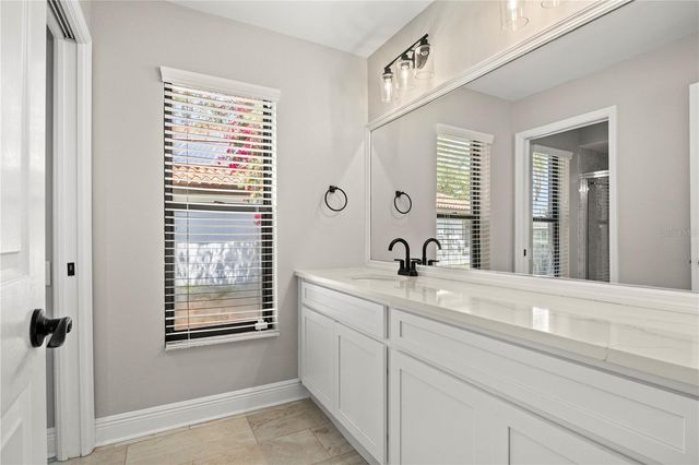 5104 E LONGBOAT BOULEVARD, Tampa, FL 33615
