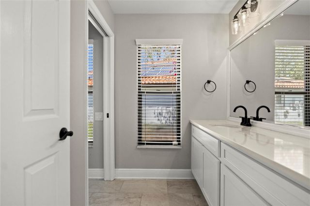 5104 E LONGBOAT BOULEVARD, Tampa, FL 33615