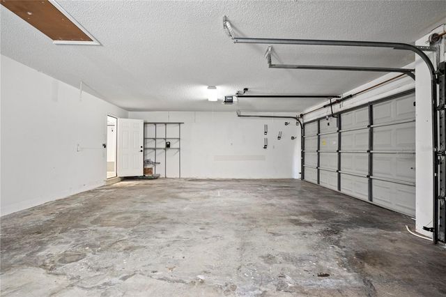5104 E LONGBOAT BOULEVARD, Tampa, FL 33615