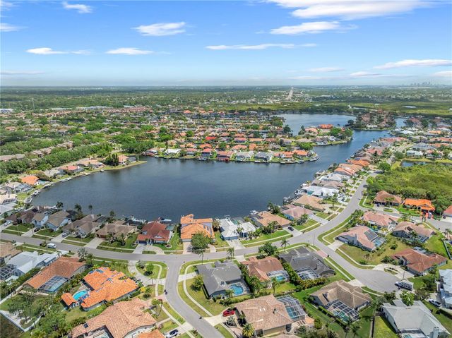 5104 E LONGBOAT BOULEVARD, Tampa, FL 33615