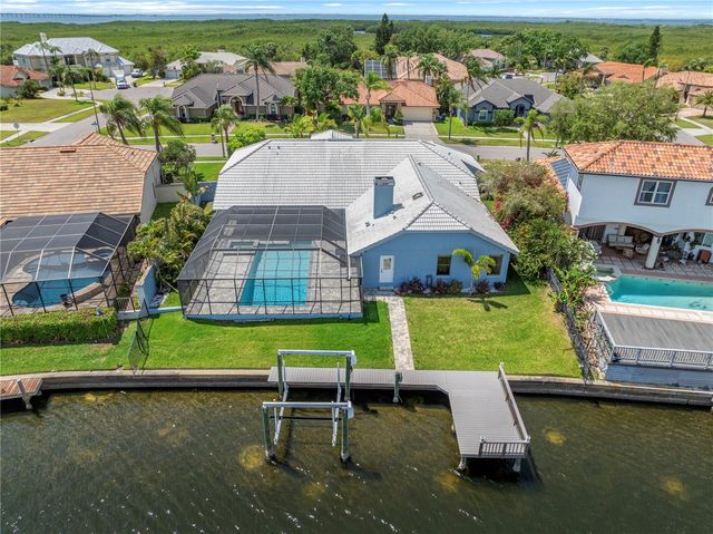 5104 E LONGBOAT BOULEVARD, Tampa, FL 33615
