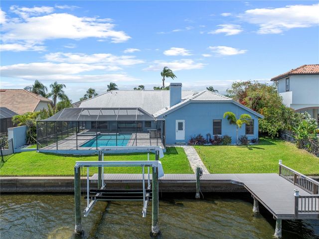 5104 E LONGBOAT BOULEVARD, Tampa, FL 33615