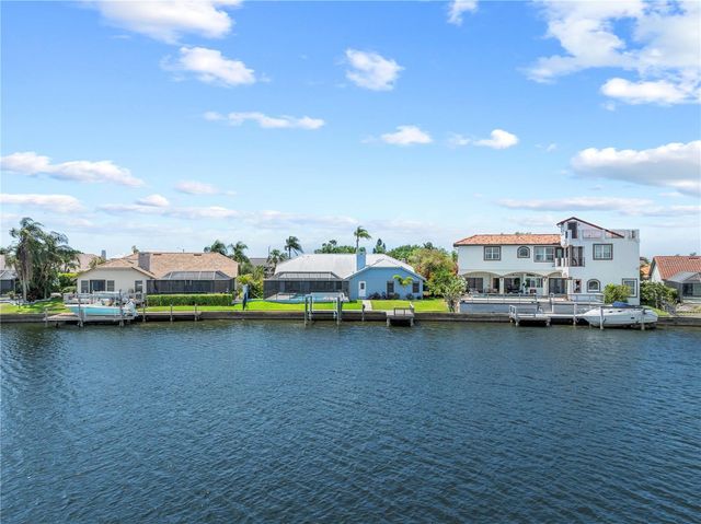 5104 E LONGBOAT BOULEVARD, Tampa, FL 33615