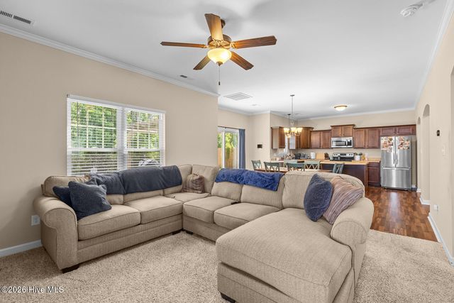 260 Breakwater Drive, Sneads Ferry, NC 28460