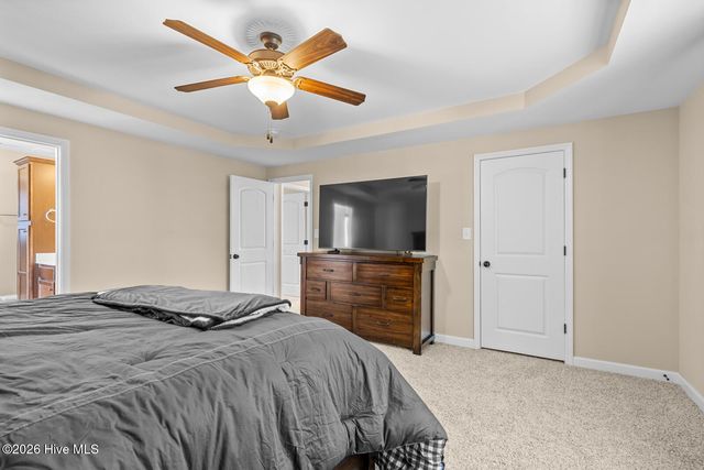 260 Breakwater Drive, Sneads Ferry, NC 28460