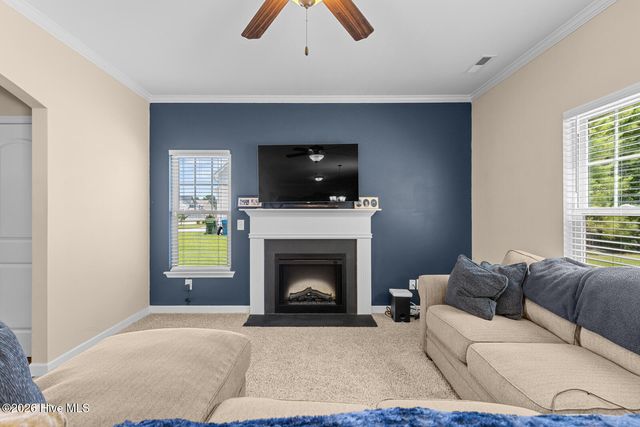 260 Breakwater Drive, Sneads Ferry, NC 28460