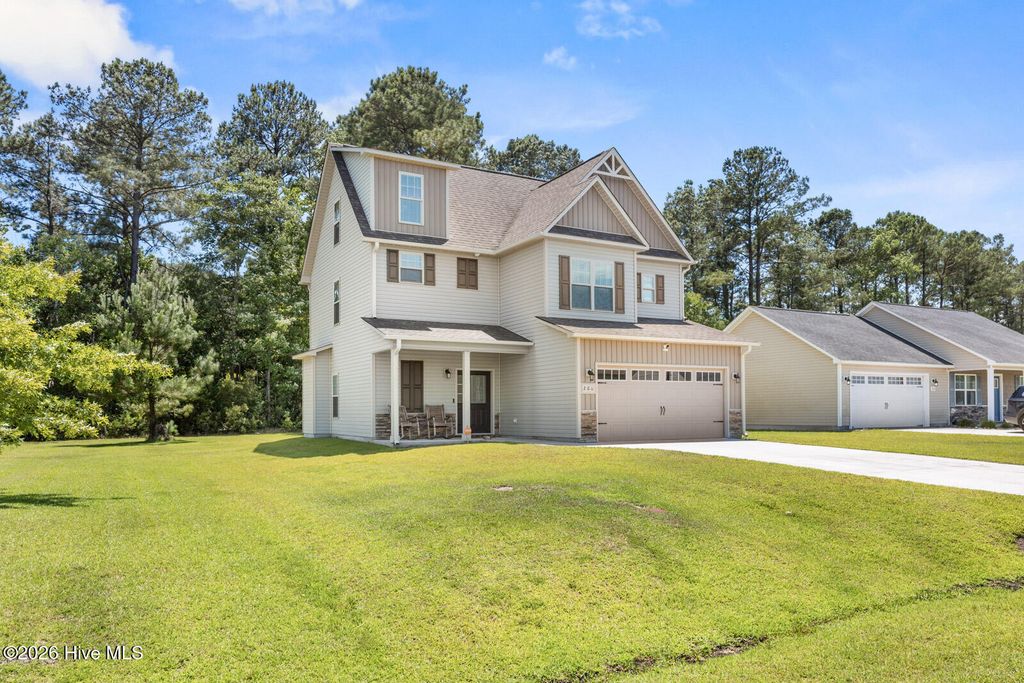 260 Breakwater Drive, Sneads Ferry, NC 28460