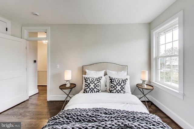 4616 8TH ST NW, Washington, DC 20011