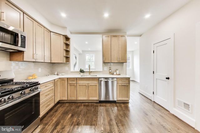 4616 8TH ST NW, Washington, DC 20011