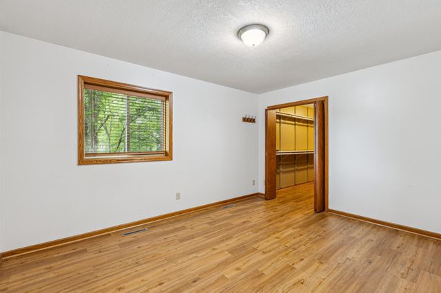 18950 243rd Avenue NW, Orrock Twp, MN 55309