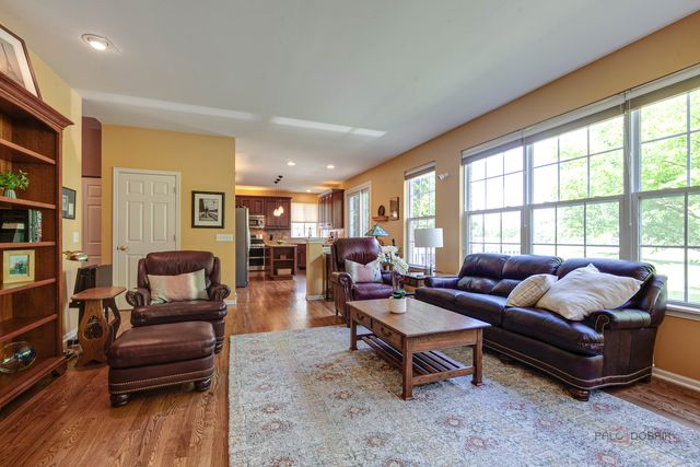 1875 Trevino Terrace, Vernon Hills, IL 60061