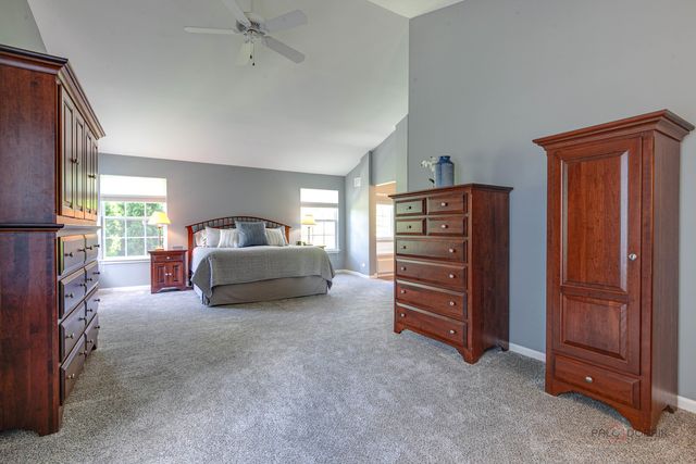 1875 Trevino Terrace, Vernon Hills, IL 60061