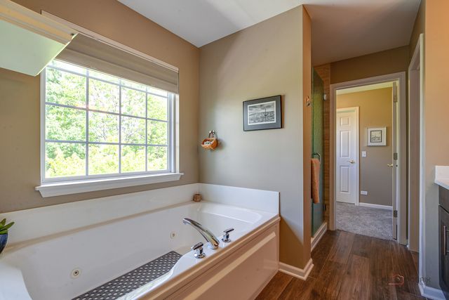 1875 Trevino Terrace, Vernon Hills, IL 60061
