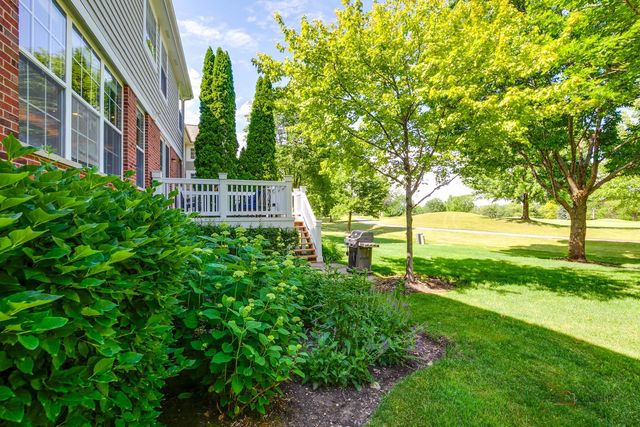 1875 Trevino Terrace, Vernon Hills, IL 60061