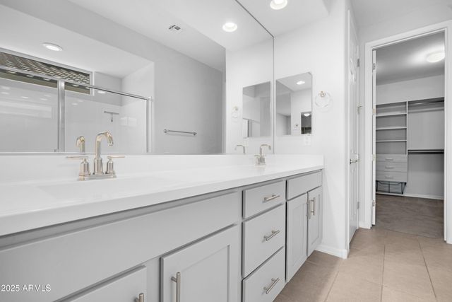 8962 W MARSHALL Avenue, Glendale, AZ 85305