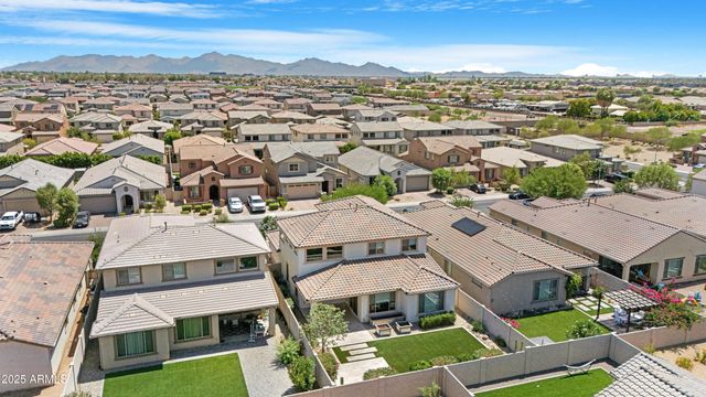 8962 W MARSHALL Avenue, Glendale, AZ 85305