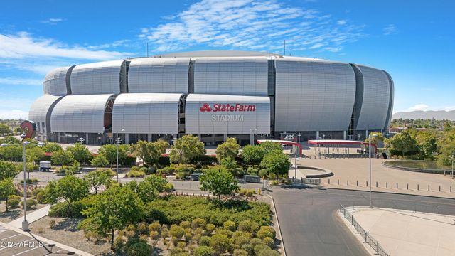 8962 W MARSHALL Avenue, Glendale, AZ 85305