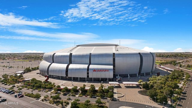 8962 W MARSHALL Avenue, Glendale, AZ 85305