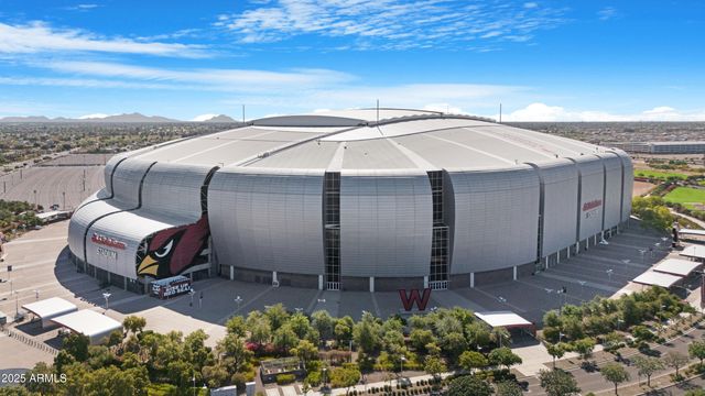 8962 W MARSHALL Avenue, Glendale, AZ 85305