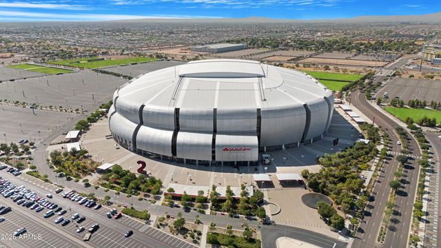 8962 W MARSHALL Avenue, Glendale, AZ 85305