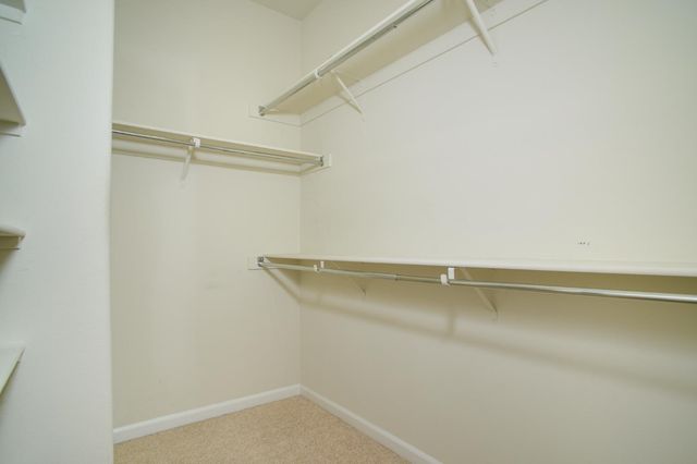 7828 Barnsley Way, Elk Grove, CA 95757