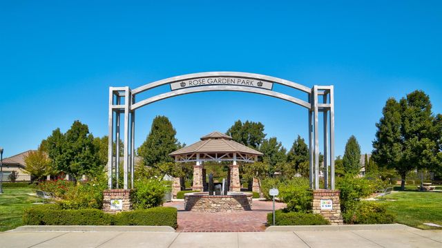 7828 Barnsley Way, Elk Grove, CA 95757