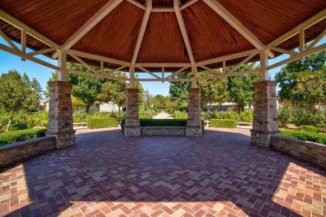 7828 Barnsley Way, Elk Grove, CA 95757