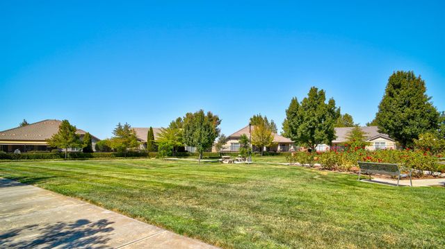 7828 Barnsley Way, Elk Grove, CA 95757