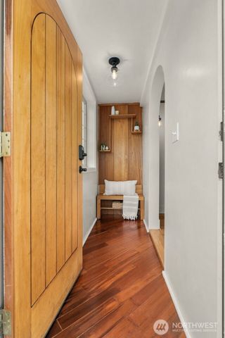 5009 S Alaska Street, Seattle, WA 98118