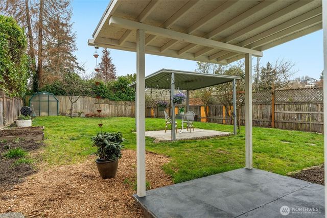 5009 S Alaska Street, Seattle, WA 98118