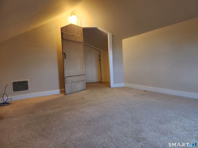 10 Washington Avenue, Danbury, CT 06810