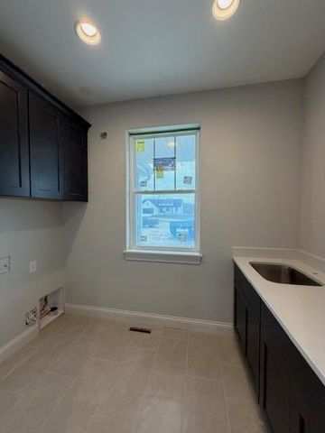 9800 N Migratory COURT, Mequon, WI 53097