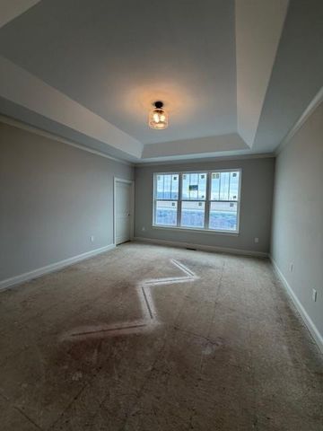9800 N Migratory COURT, Mequon, WI 53097