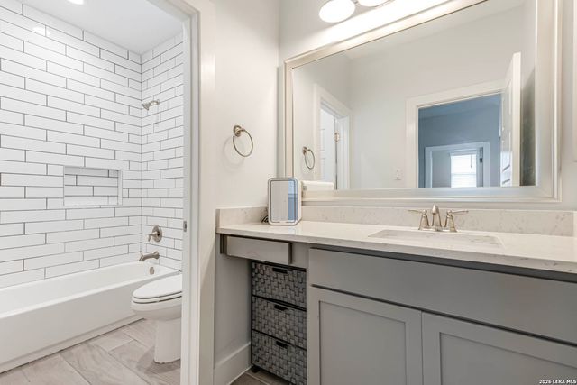 1426 E Sandalwood, San Antonio, TX 78209