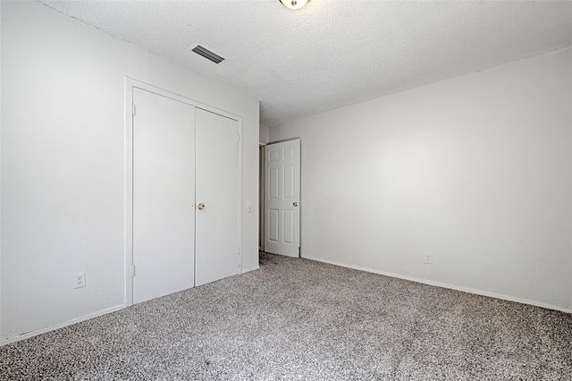 523 Parker Circle, Garland, TX 75040