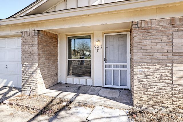 523 Parker Circle, Garland, TX 75040