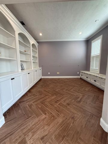 1710 Parklake Village, Katy, TX 77450