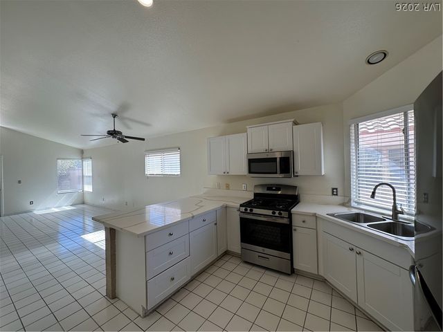 7872 Mt Whitney Circle, Las Vegas, NV 89145