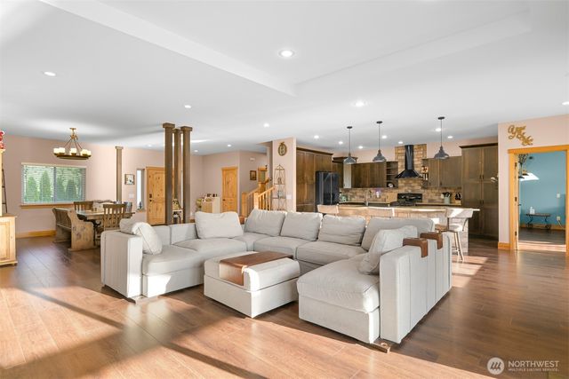 2102 Shortcake Lane, Lynden, WA 98264