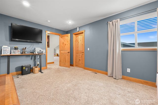 2102 Shortcake Lane, Lynden, WA 98264