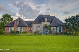 26 Scenic Meadow Drive, Carriere, MS 39426