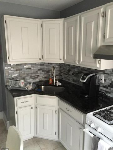 19 Civic Pl, Bloomfield Twp., NJ 07003