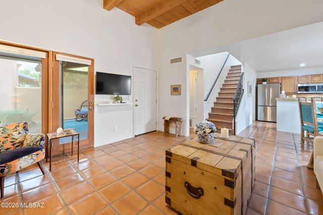 10482 E Wayne Moody Lane, Tucson, AZ 85747