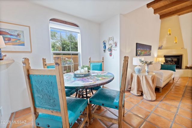 10482 E Wayne Moody Lane, Tucson, AZ 85747