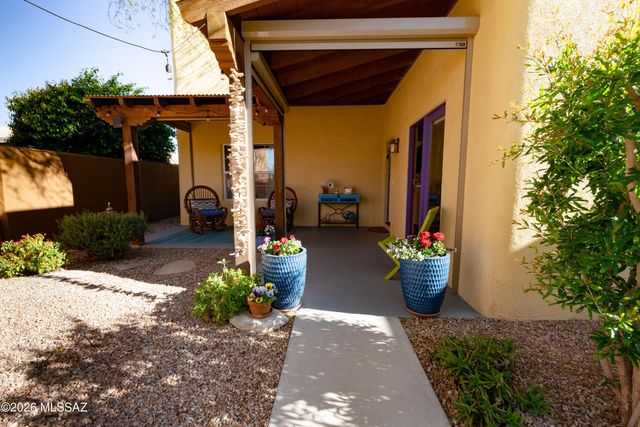 10482 E Wayne Moody Lane, Tucson, AZ 85747