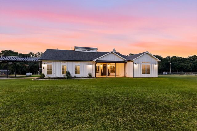 596 County Road 4668, Rhome, TX 76078