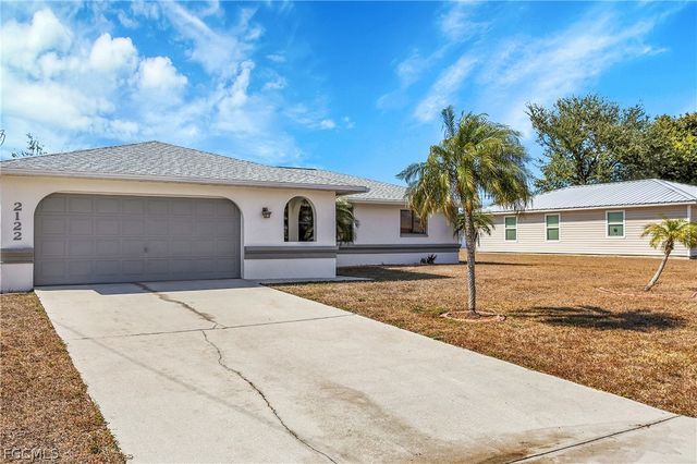 2122 SW Santa Barbara PL, Cape Coral, FL 33991