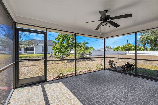 2122 SW Santa Barbara PL, Cape Coral, FL 33991