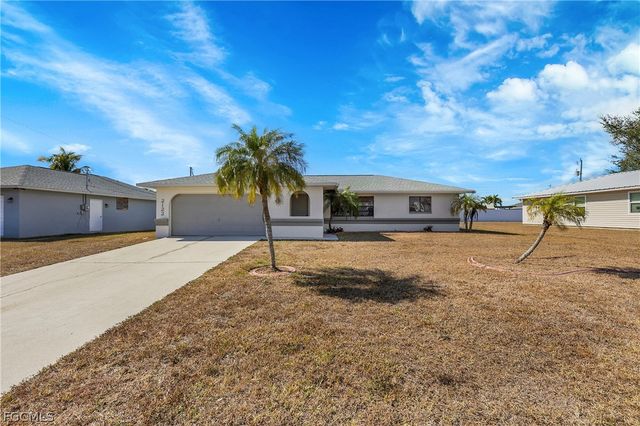 2122 SW Santa Barbara PL, Cape Coral, FL 33991