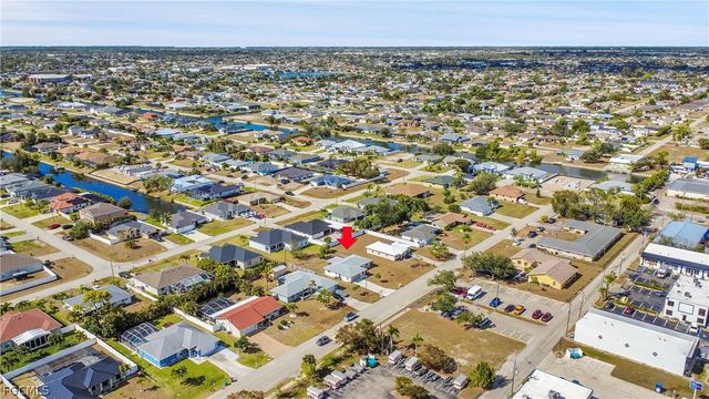 2122 SW Santa Barbara PL, Cape Coral, FL 33991